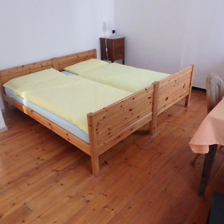 Hotel Garni Maggia Giumaglio エクステリア 写真