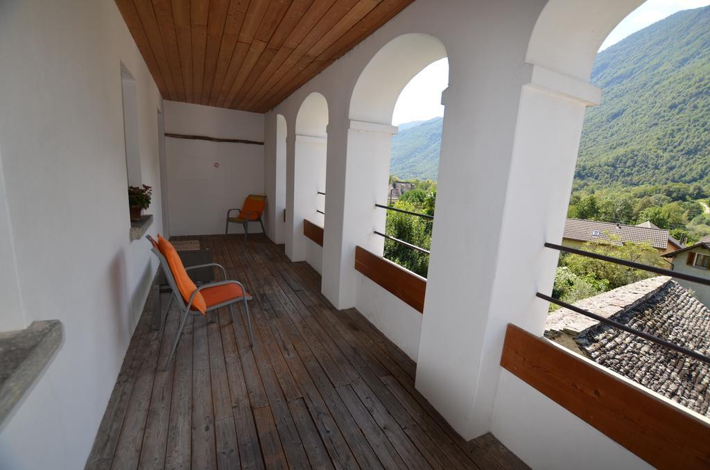 Hotel Garni Maggia Giumaglio エクステリア 写真