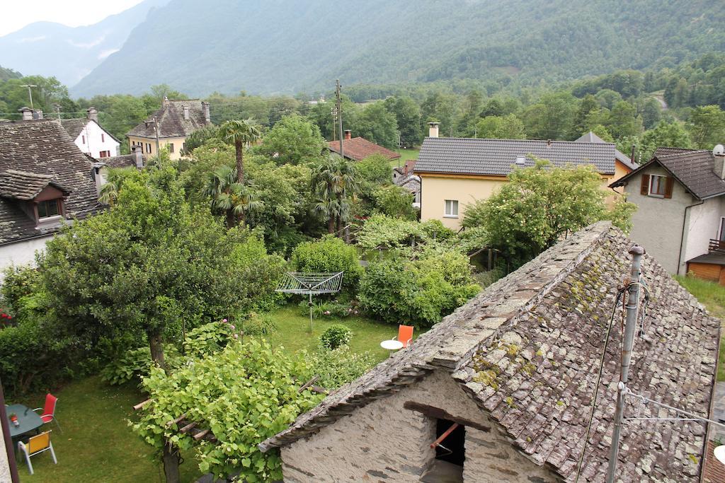 Hotel Garni Maggia Giumaglio エクステリア 写真