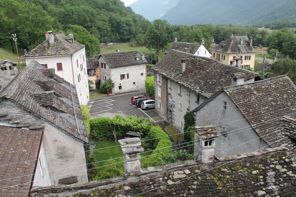 Hotel Garni Maggia Giumaglio エクステリア 写真