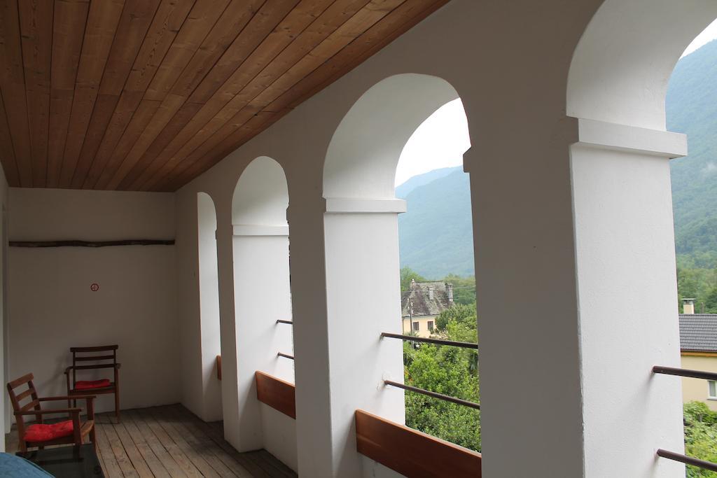 Hotel Garni Maggia Giumaglio エクステリア 写真